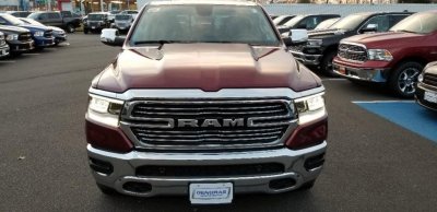 2019 RAM 1500 Laramie3.jpg