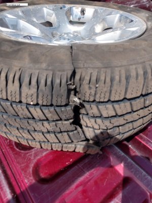 GoodYear frist blowout 03.28.2019 1.jpg