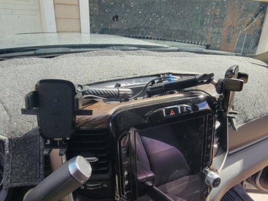 Bulletpoint RAM Truck Phone Mount Metal Series 2019-Current - Bulletpoint  Mounting Solutions