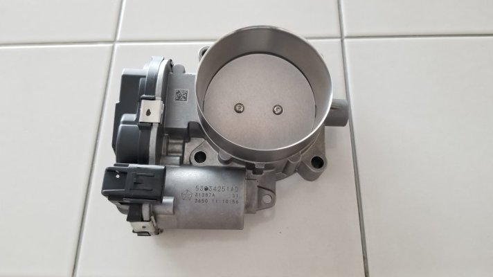 Throttle Body Front.jpg